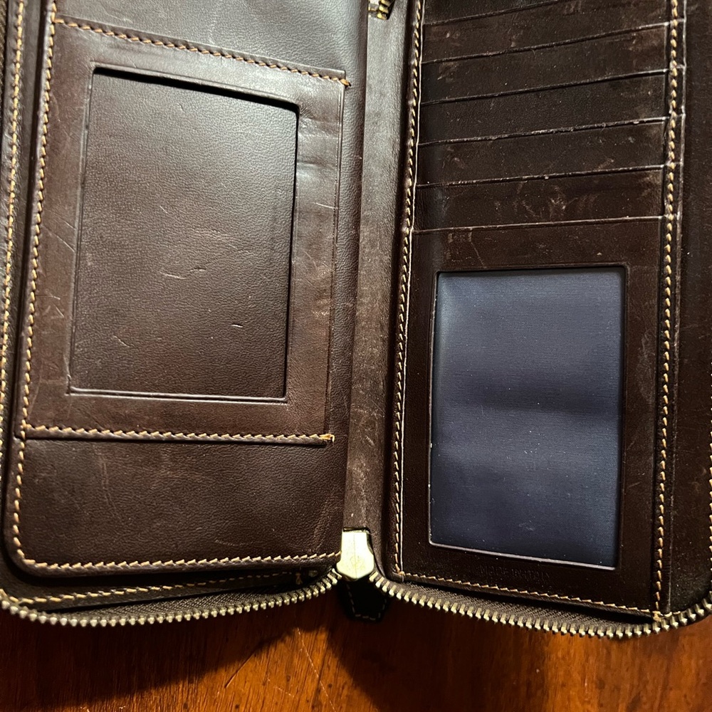 Large Double Zip Organizer Wallet - Picture 4 of 5